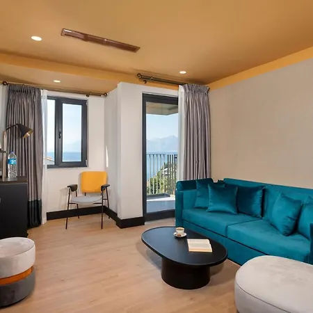 Hotel Sherwood Premio 3*
